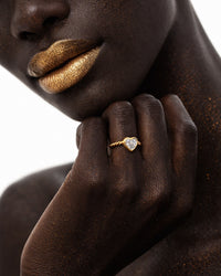 Anel Solitário – Coração da Lua Callisto