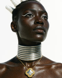 Colar Flor Sagrada de Lúmen