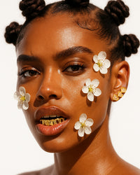 Brincos Ear Cuff Corações de Aurora